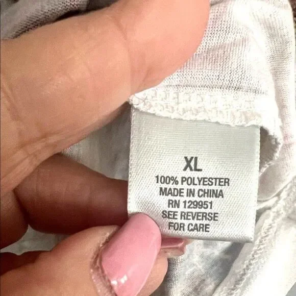 Dress Barn  Floral  Bat Wing Sleeve Scoop Neck Top Shirt. - Size XL - Picture 6 of 7